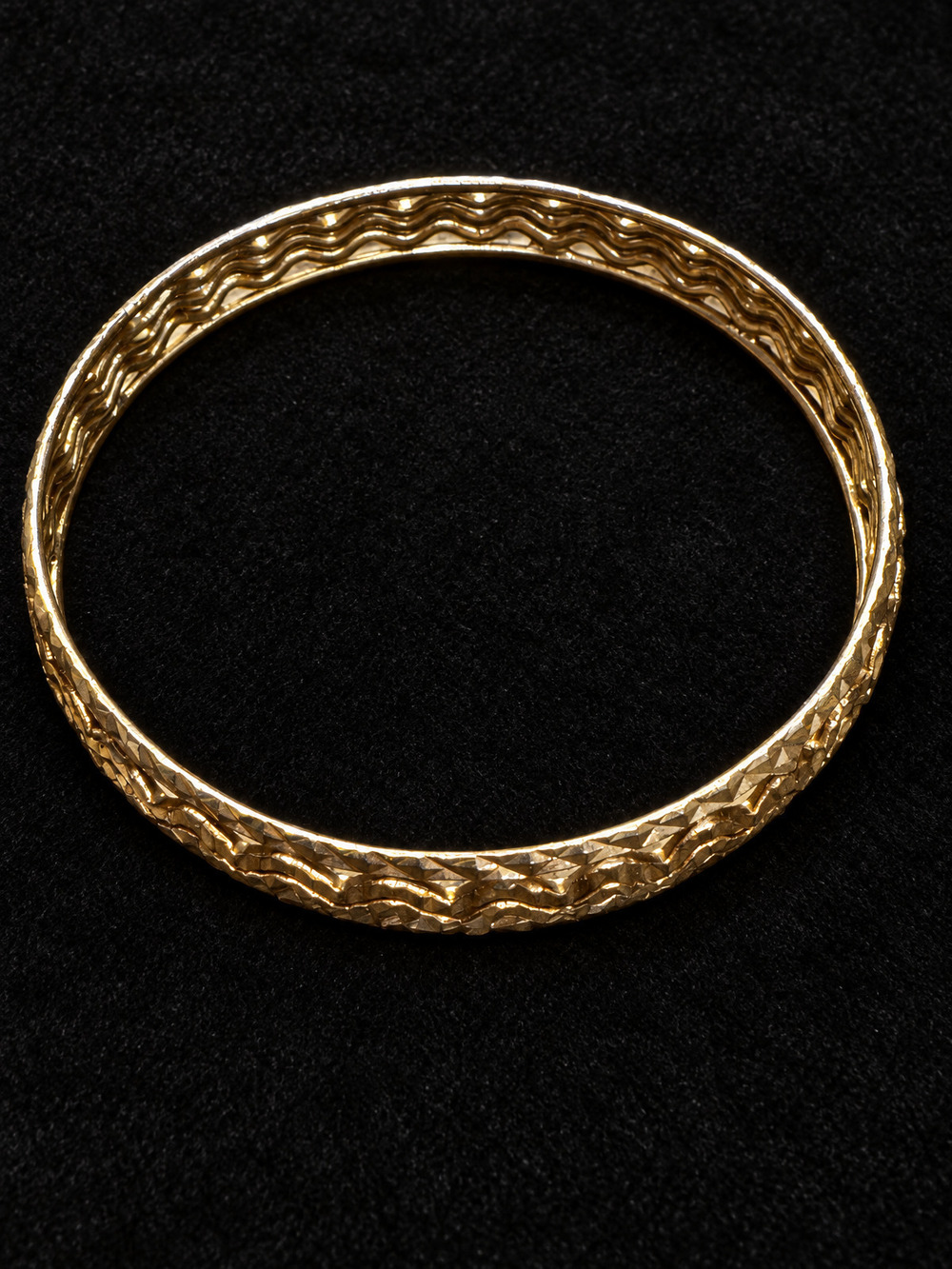 ⚜️ Monet Bangle | Woven Texture Wavy Edge | Gold-Tone Vintage 💗